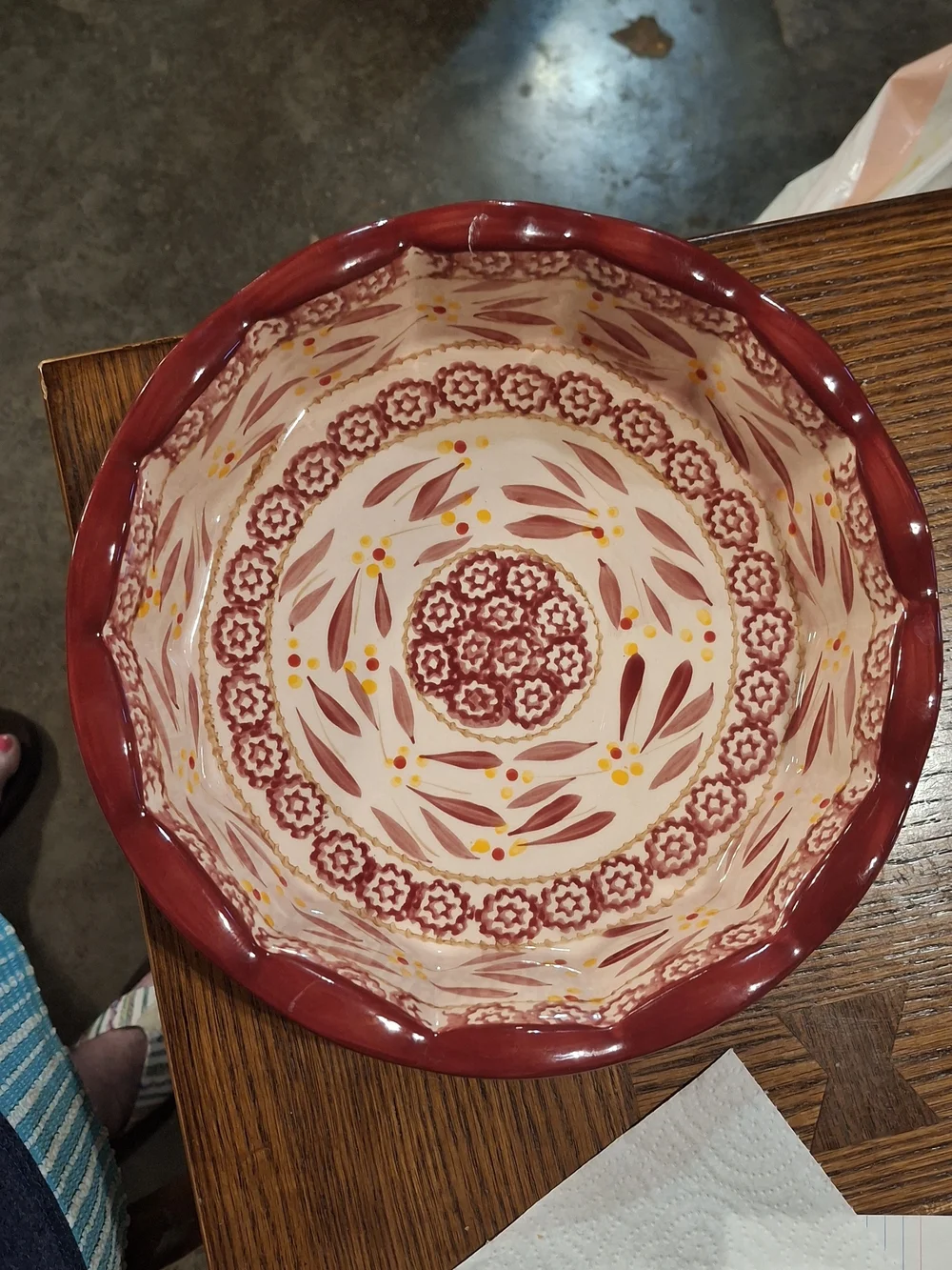 Temp-Tations Cream and Red Scalloped Floral Serving Bowl/ Baking Dish